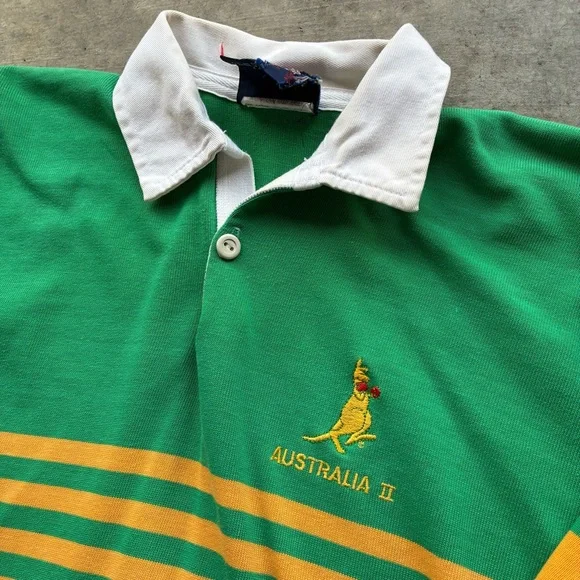 Australia Themed Green and Gold Men's Polo Shirt - Picture 4 of 5
